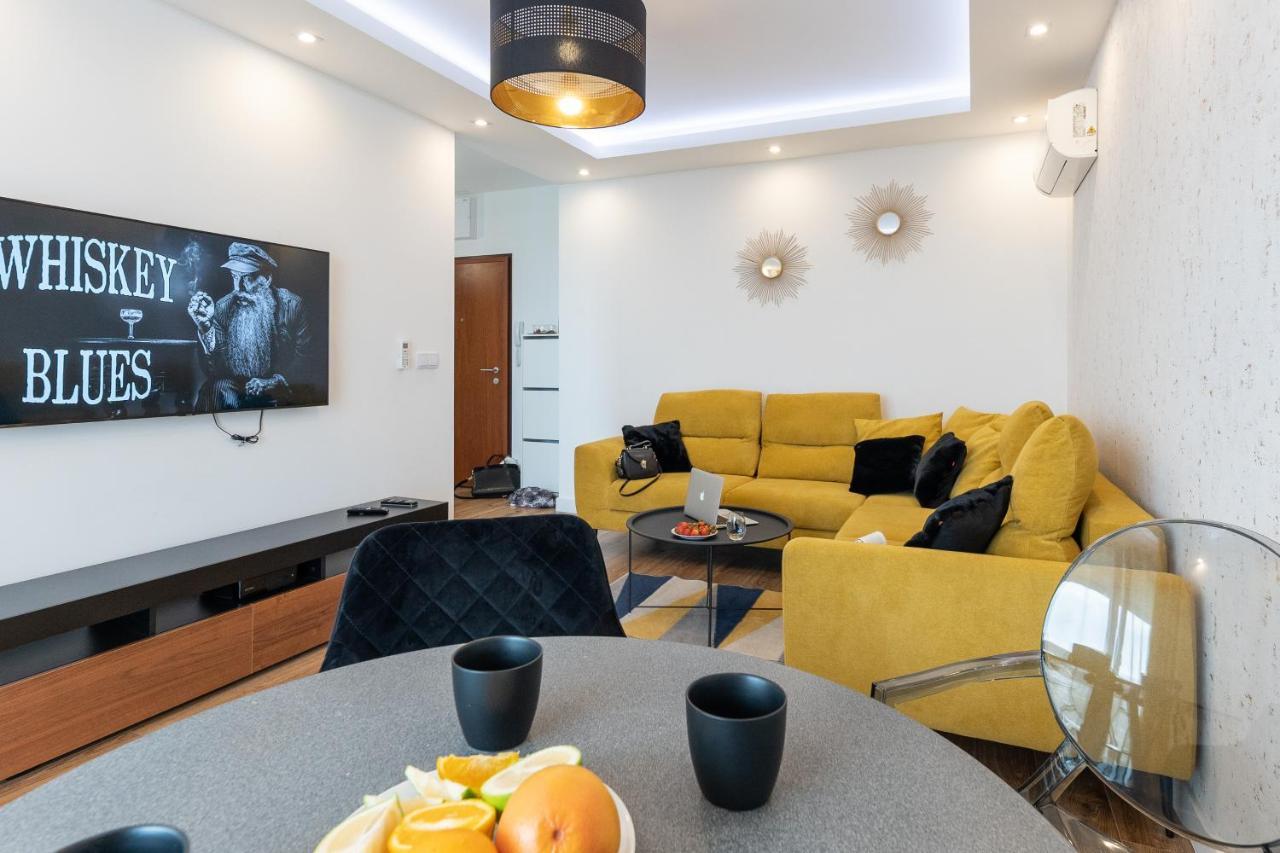 Wola Luxury Stay Варшава Екстер'єр фото