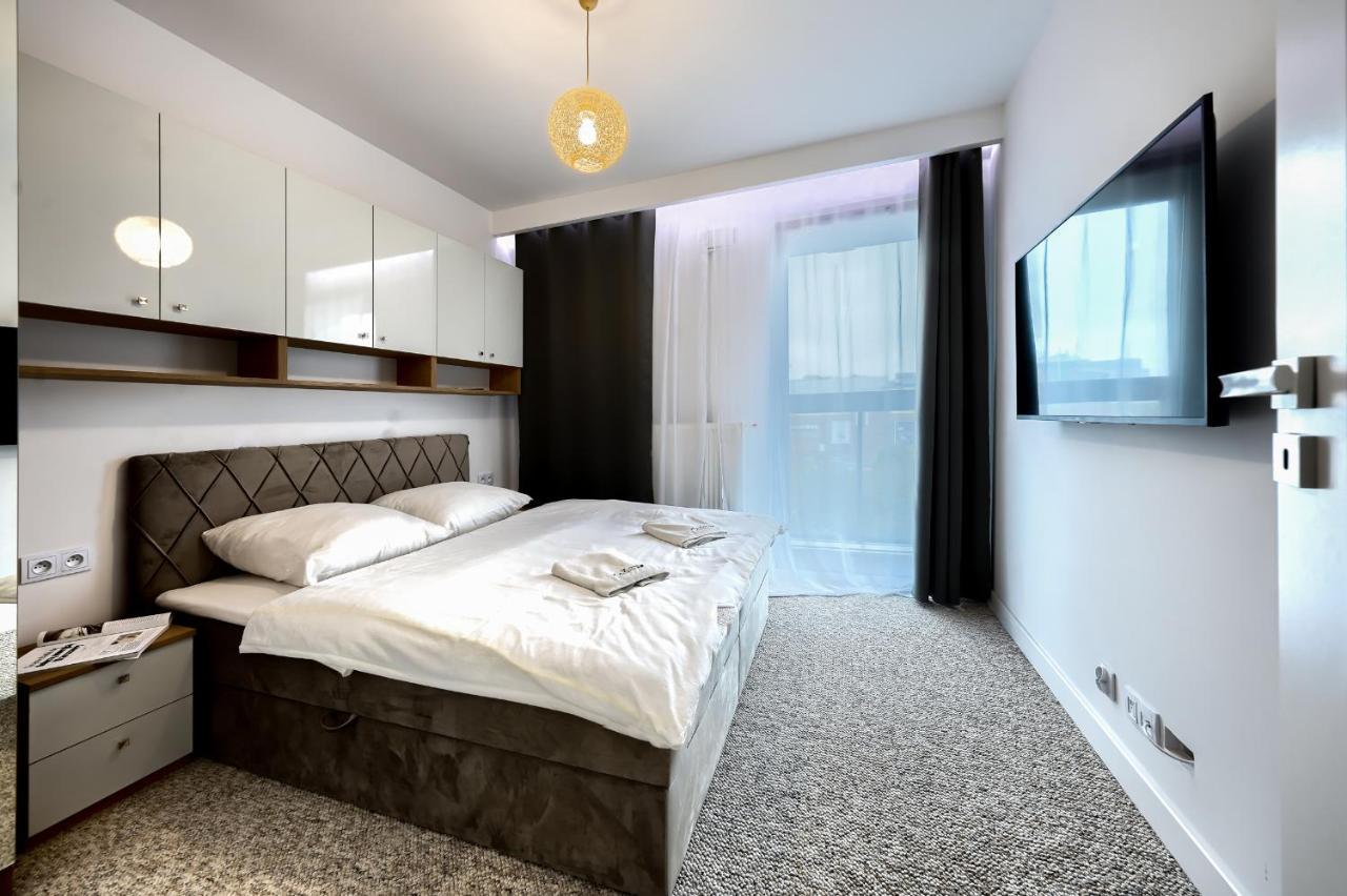Wola Luxury Stay Варшава Екстер'єр фото